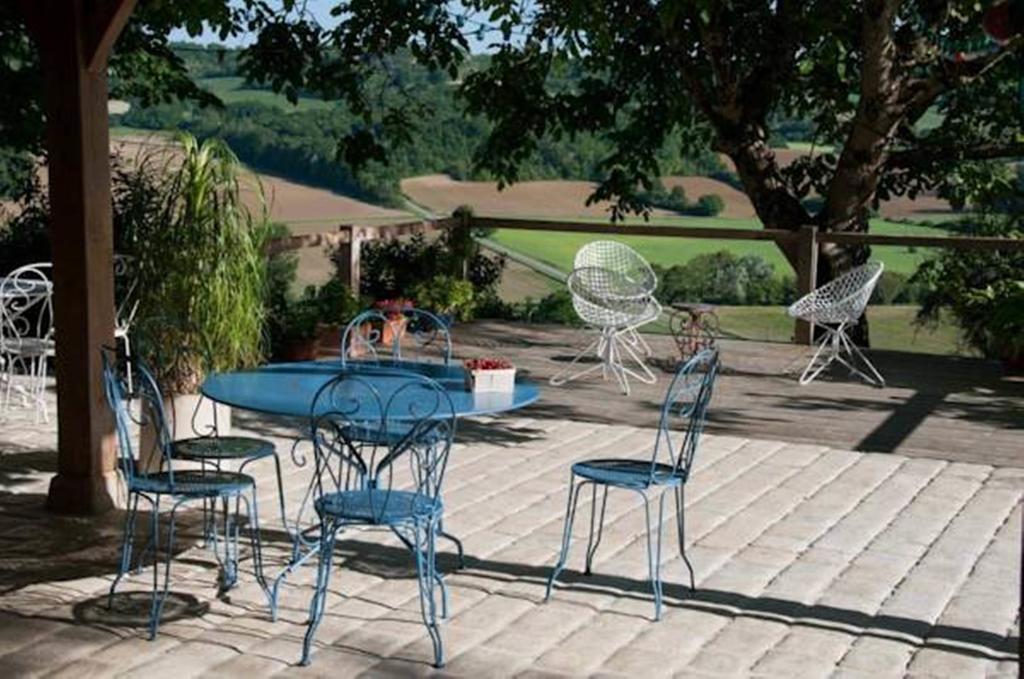 Auberge Du Canabal Lauzerte Exterior photo